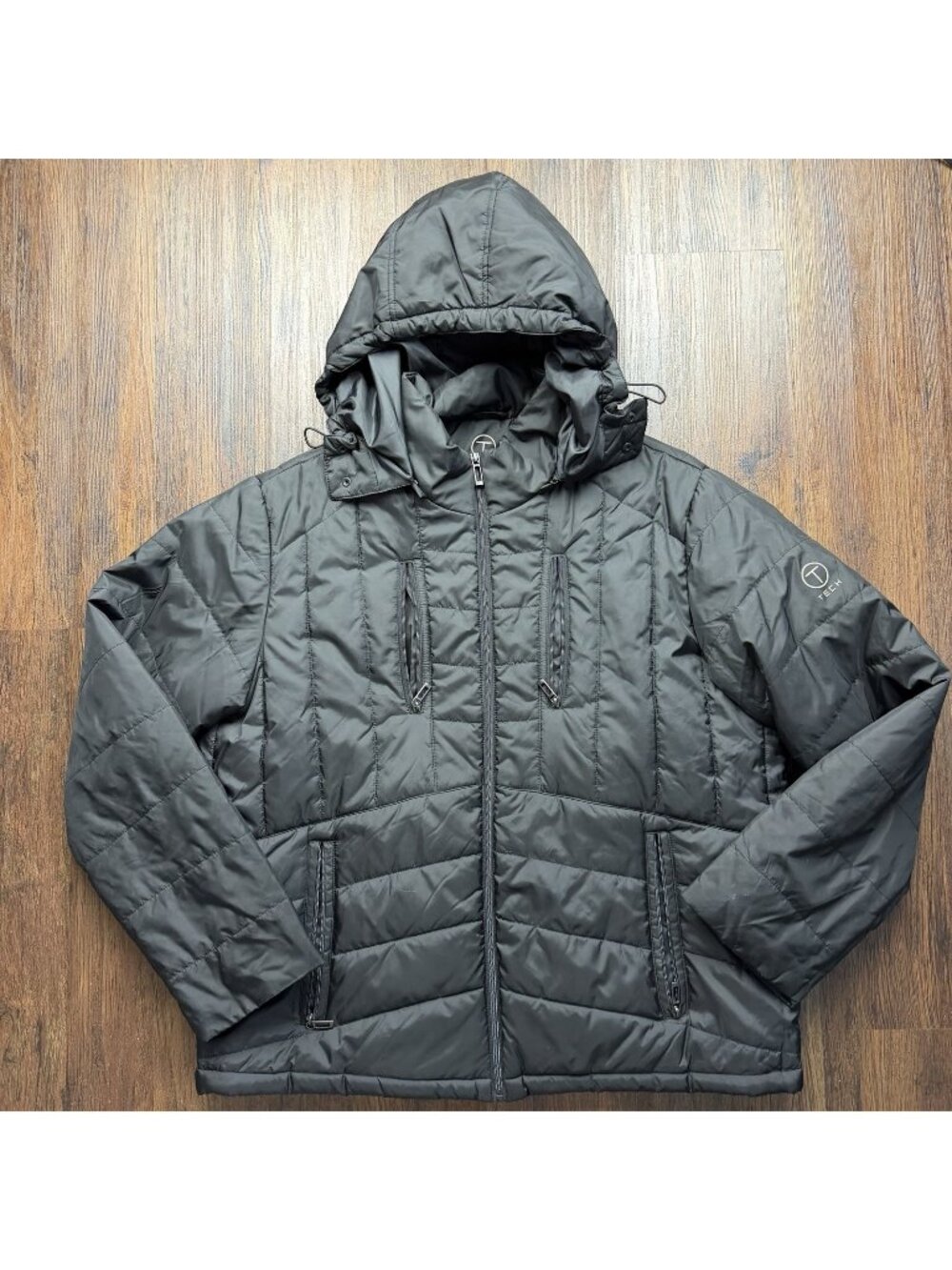 Tumi Tech Jacket Men’s Size XL Black Packable Down Puffer